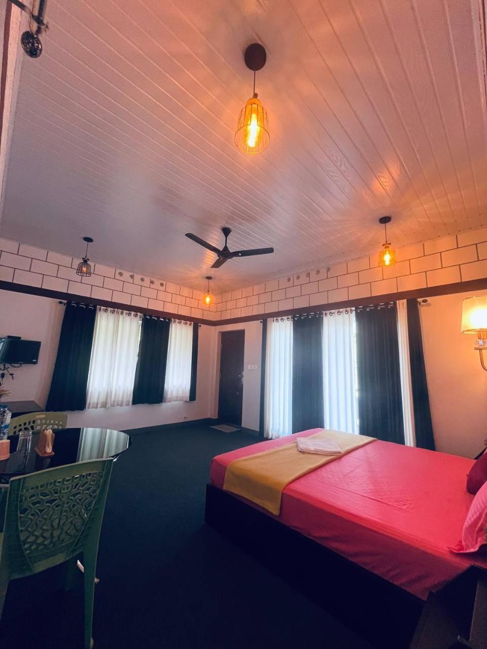 Linn View Home Stay Munnar Habitación foto